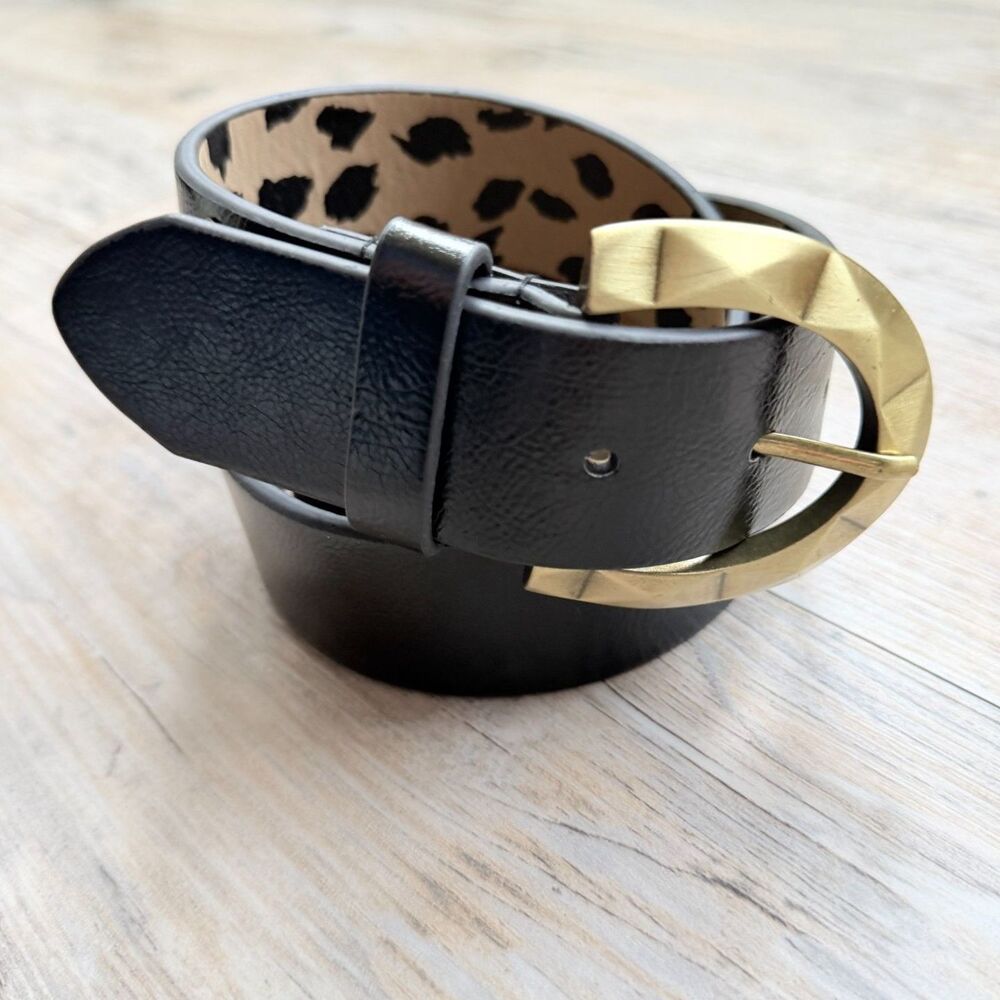 Betsey Johnson Black Leather Belt Leopard Lining Gold Buckle 40” Statement